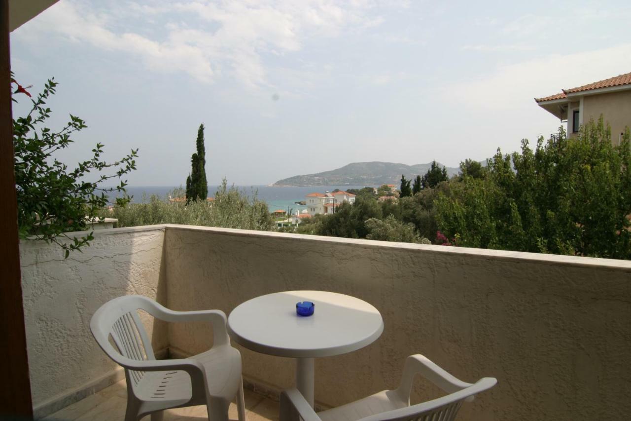 Kedros Hotel Samos Island Extérieur photo